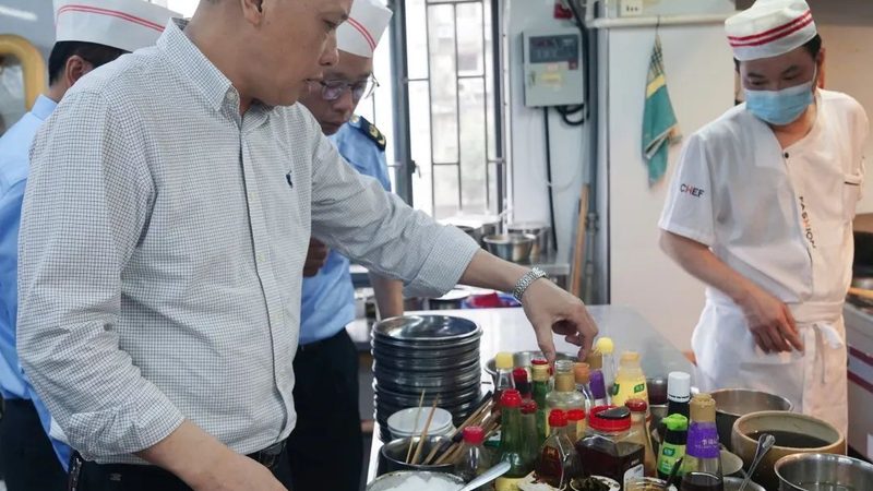 休闲食品：揭秘十大品牌背后的生产秘密
