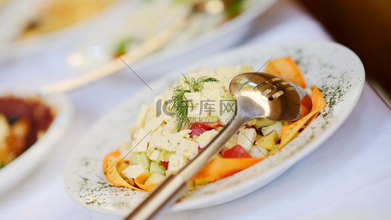 揭秘休闲零食批发：一手货源的奥秘